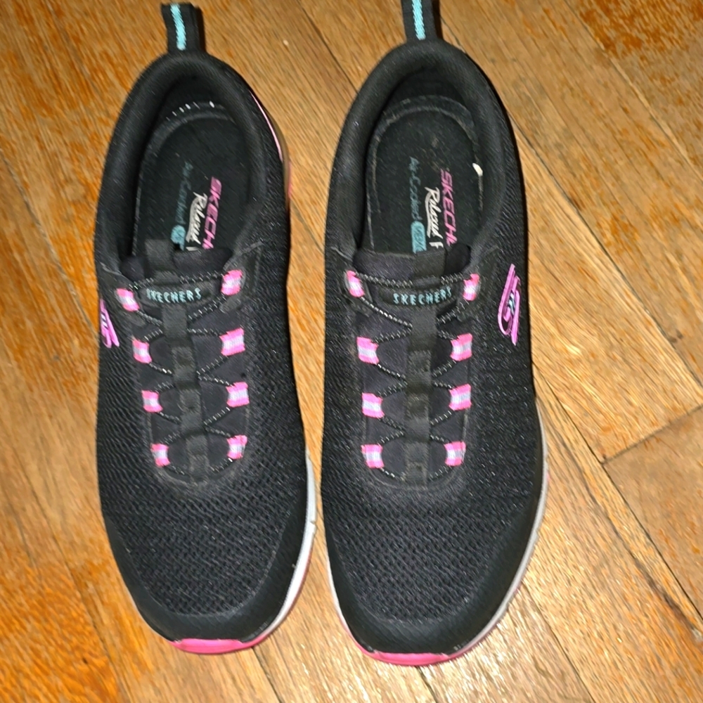 Skechers Relaxed Fit Air Cooled Memory Foam Slip On Sneakers Sz 8M